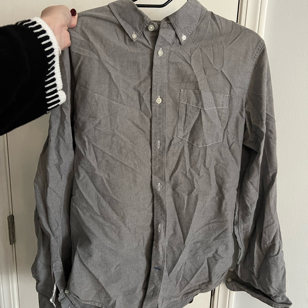 GAP Men's Gray Button-Down Shirt